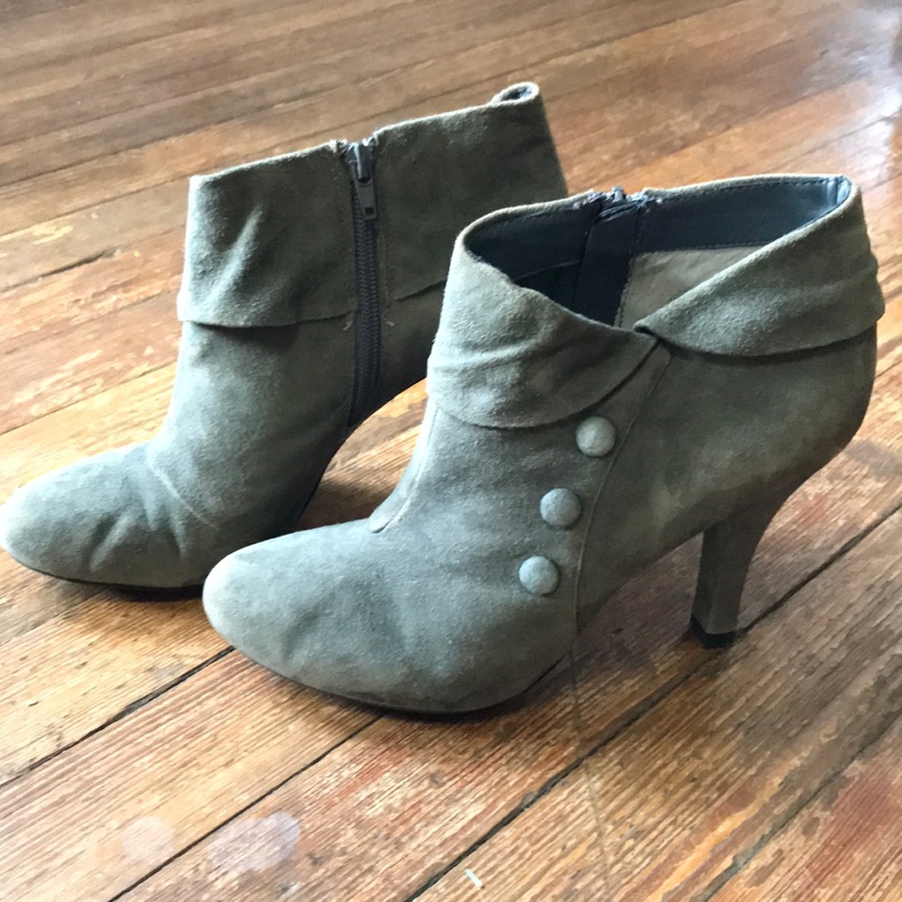 Ankle booties